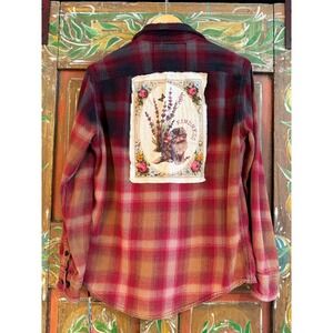Upcycled/Distressed Flannel| Vintage Kitten Garden Patchwork| Women's Medium